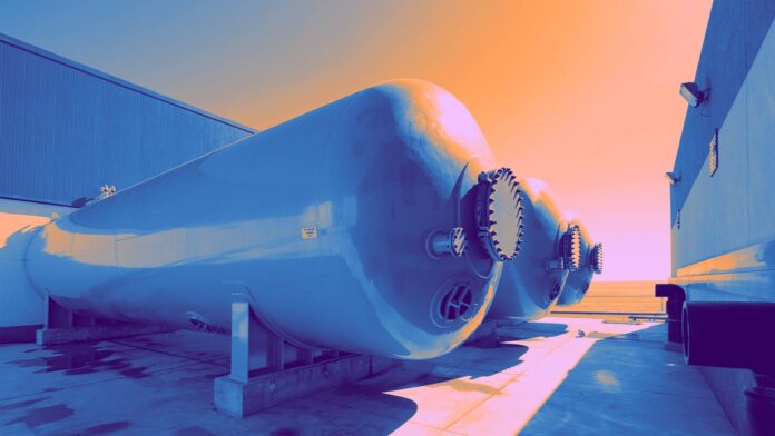 Extracting Raw Materials from the Sea through Desalination Plants