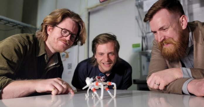 Air-Powered Robot Runs on Tube-Legs Without Electronics