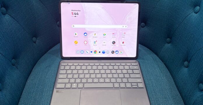 OnePlus Pad 3: Perfect for Play, Awkward for Work