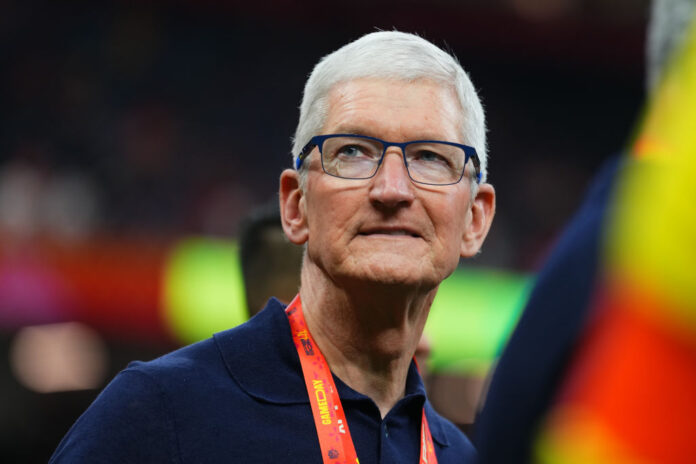 Meta Recruits Apple's AI Head